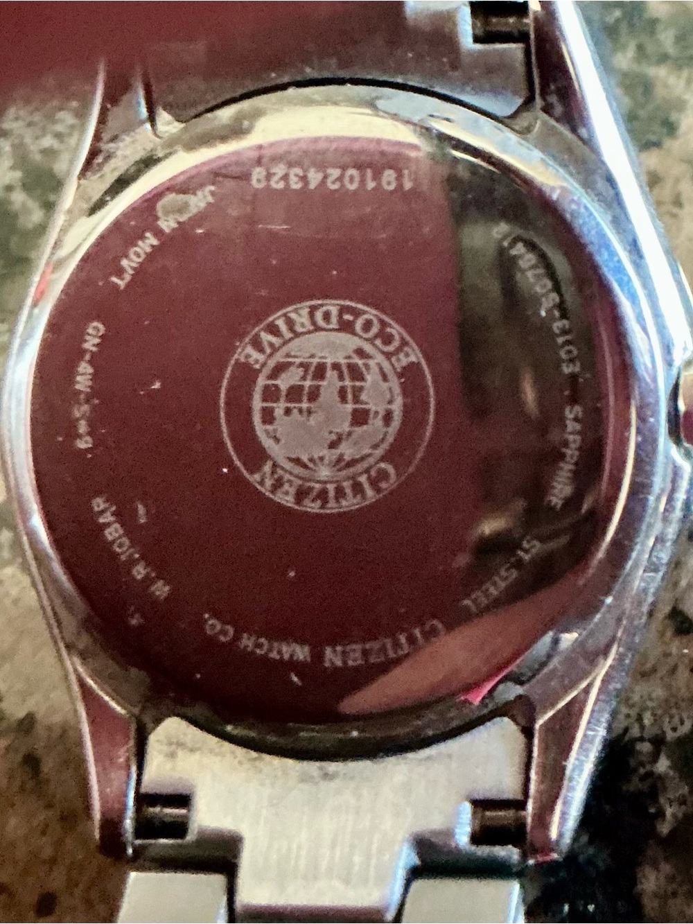 Citizen Eco-Drive Two-Tone Vintage Women's Watch with Mother-of-Pearl Dial - Picture 4 of 5